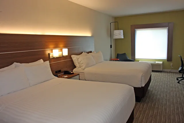 غرفة بسريرين كوين، Holiday Inn Express Branford-New Haven 4/7