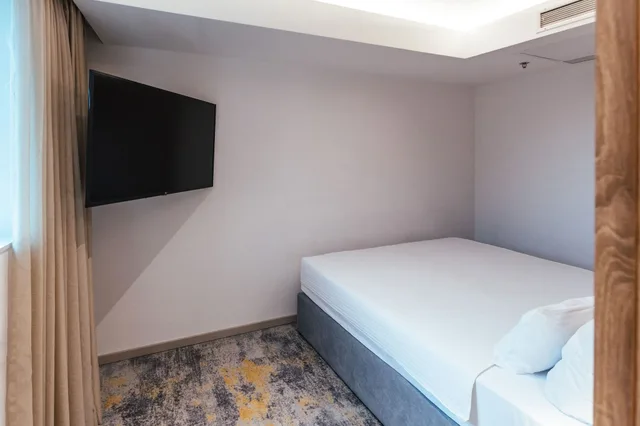 جناح جونيور، City Hotel Dubrovnik 1/1