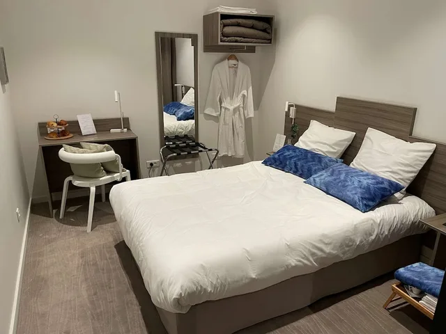 غرفة قياسية بسريرين منفصلين، Kyriad Direct Lure 2/2