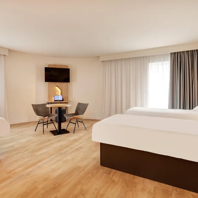 غرفة رباعية، B&B HOTEL Lille Lillenium Eurasante 4/8