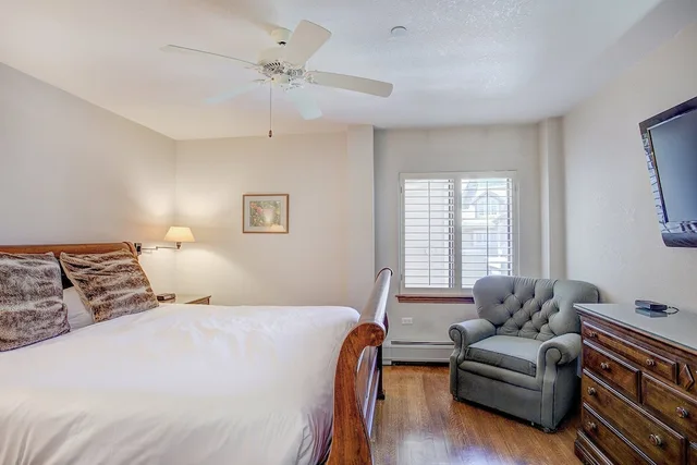 2 Bedrooms, Condo, Plus, Loft, Twin Beds, 2 King Beds, Den or Loft View، St James Place 1/8