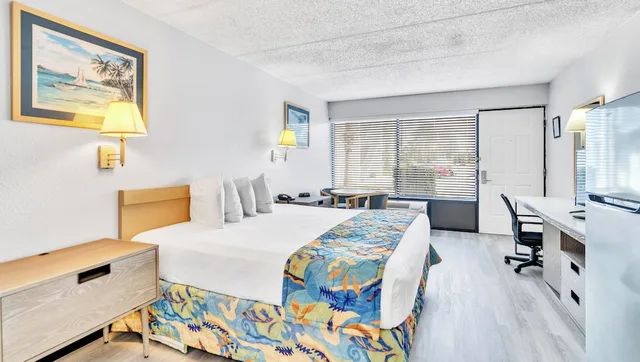 Standard, King Bed, Kitchenette, Accessible, Home 1 Suites Extended Stay - Kissimmee 1/4
