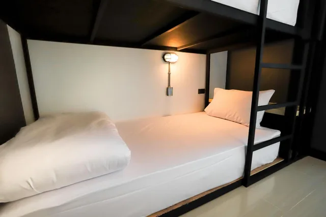 غرفة عائلية، The Rest Hotel - Prachuab kriri khan 4/10