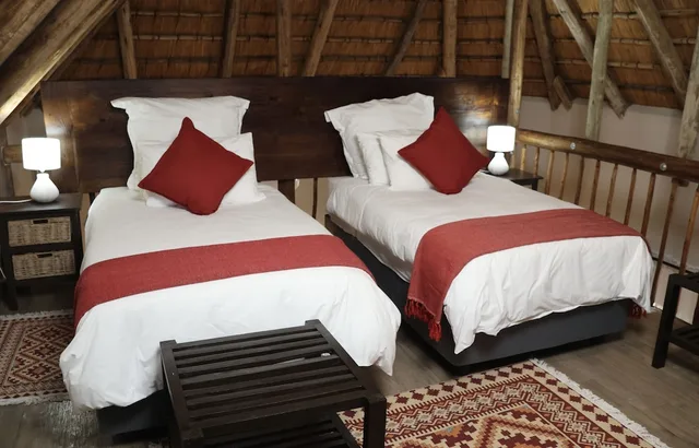 غرفة كومفورت رباعية بأربعة أسرّة بغرفتي نوم، Shingalana Guest House 2/5
