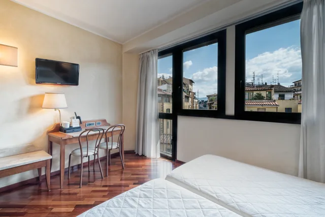 غرفة مفردة بسرير مزدوج بإطلالة، B&B HOTEL Firenze Pitti Palace al Ponte Vecchio 3/5