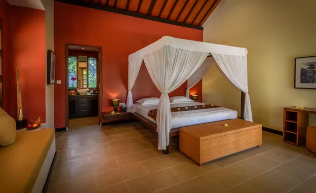 غرفة ديلوكس بسرير كينج مع أريكة، Villa Sabandari 1/1