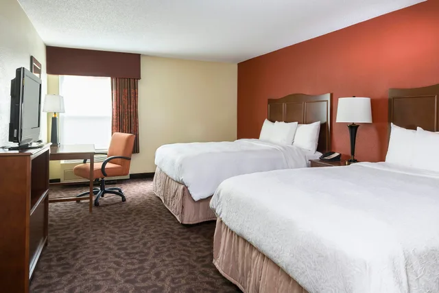 غرفة بسريرين كوين لذوي الإعاقة، Hampton Inn Ontario/Mansfield 1/1