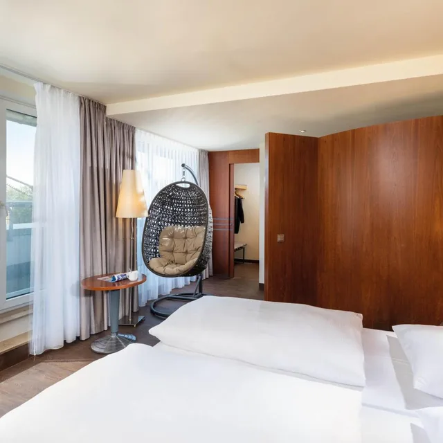 Plus, Superior, Balcony، Seminaris Seehotel Potsdam 3/6