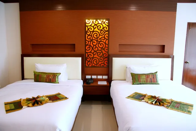 جناح عائلي بسريرين كوين بإطلالة على المسبح، Chivatara Resort And Bangtao Beach Resort Phuket 6/10