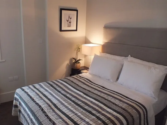 غرفة سوبيريور بسرير مزدوج، RAVNA GORA HOTEL 4/8
