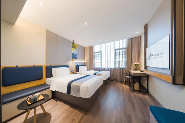 غرفة عائلية، Homeinn Selected Hotel (Guangzhou Zhujiang New Town Wuyangcun Subway Station) 2/2