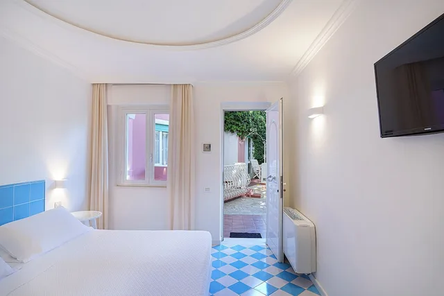 غرفة كلاسيكية بسريرين منفصلين، Hotel Continental Ischia 5/10