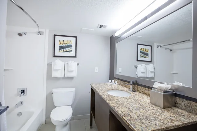 جناح بسريرين كوين مع أريكة، Holiday Inn St Louis Sw Route 66 3/5