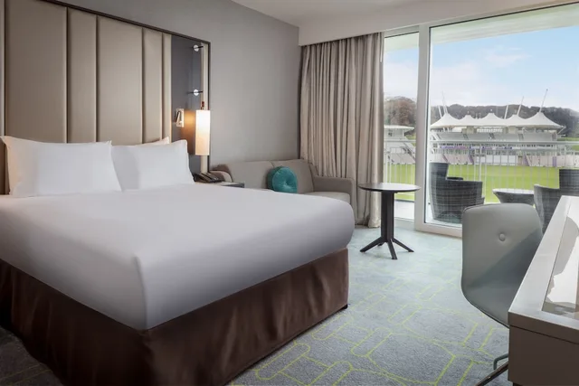 غرفة ديلوكس بسرير كوين بشرفة لذوي الإعاقة، Hilton Southampton - Utilita Bowl 2/3