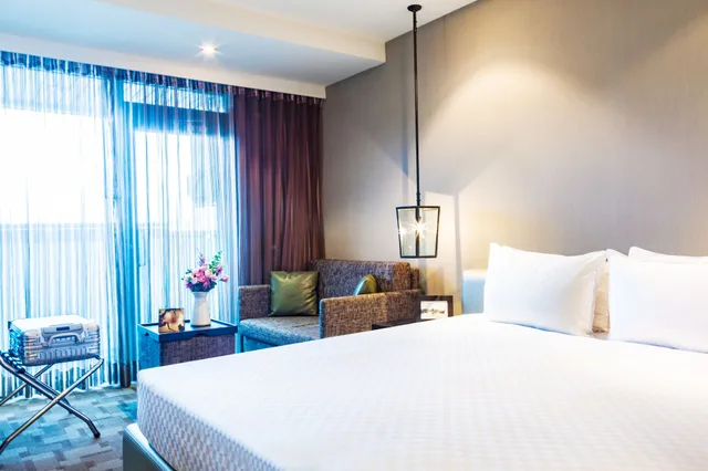 غرفة جونيور بسرير مزدوج، Pacific Business Hotel 1/4