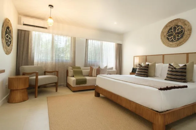 غرفة ديلوكس بسرير كينج مع أريكة، Fiji Gateway Hotel 2/5