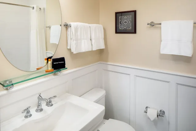 غرفة بسريرين مزدوجين، Historic Boone Tavern Hotel and Restaurant 4/4