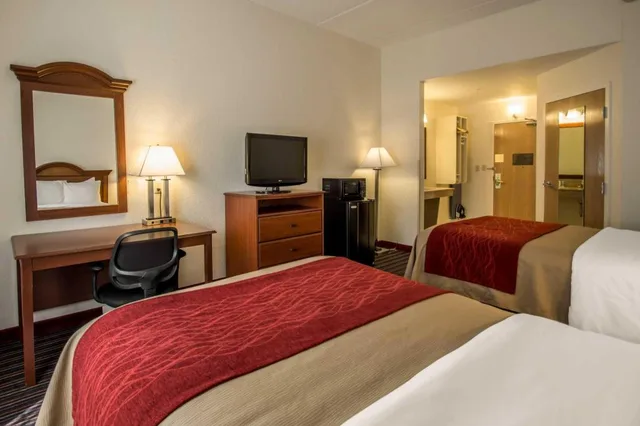 Room, 2 Double Beds, Comfort Inn Kissimmee Lake Buena Vista South 3/5