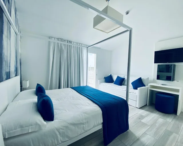 Deluxe, Double or Twin Bed, External Jetted Tub, Terrace، Hotel Greif 1/10