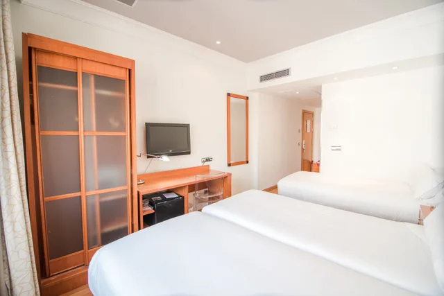 Room, Triple, Petit Palace Cliper Gran Via 9/10