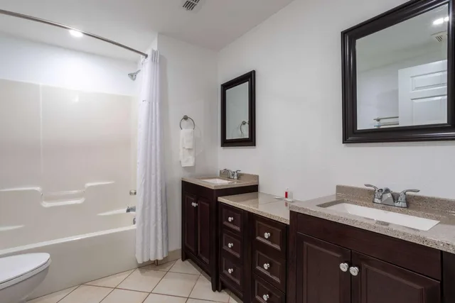 غرفة بزنس بسرير مزدوج، Travelodge By Wyndham Lakeland 4/10