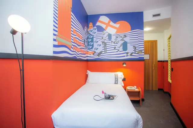 غرفة مفردة بإطلالة على المدينة، Demidoff Hotel 12/20