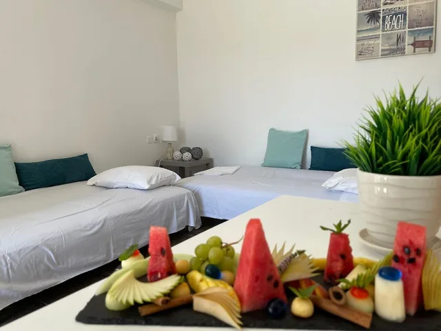 1 Bedroom, Family, King and Twin Beds, Beach View, Courtyard Area، Eco Beach And Magic Garden 3/6
