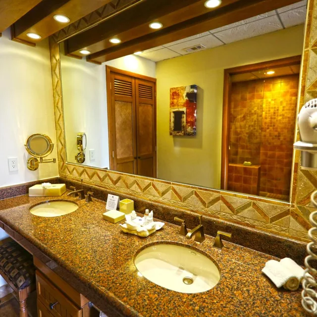 جناح ديلوكس بسرير كينج بغرفة نوم واحدة، The Royal Haciendas All Inclusive 10/10