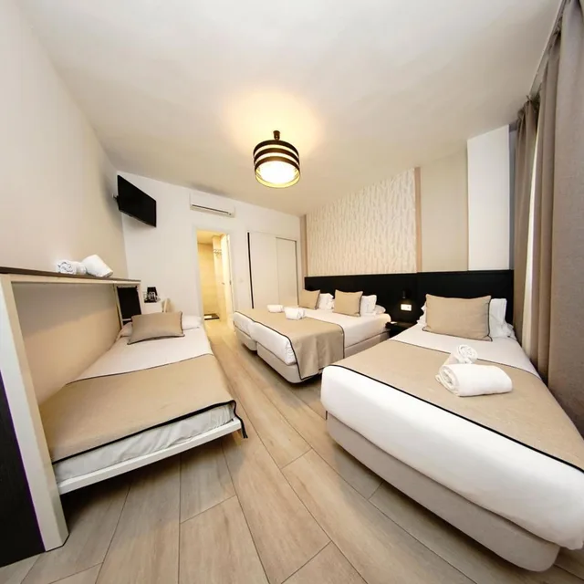 غرفة بسرير مزدوج، Hotel Zen Airport 1/10