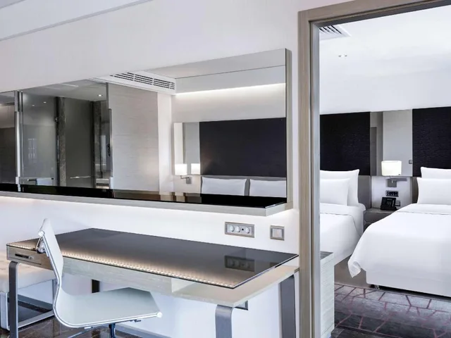 غرفة ديلوكس عائلية بسرير مزدوج وسريرين منفصلين، Rixos Premium Belek 6/6