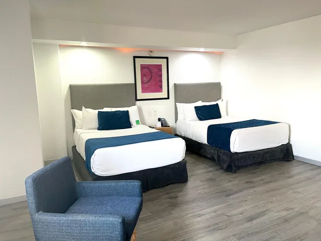 Standard, 2 Double Beds, Best Western Plus Gran Hotel Centro Historico 5/9