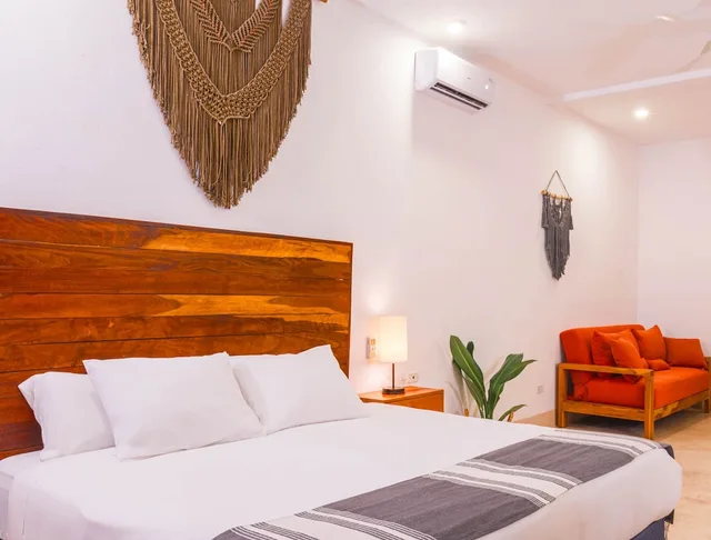 جناح استوديو عائلي بسرير مزدوج وسرير بطابقين بإطلالة على المسبح، Collection O Kaab Downtown Tulum 2/10