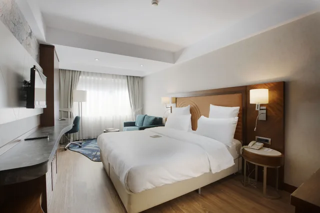 غرفة سوبيريور بسرير مزدوج بإطلالة على الحديقة مع أريكة، Mercure Istanbul Bakirkoy Hotel 6/10