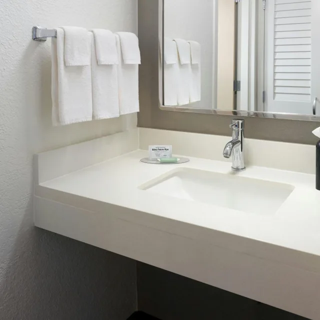 Suite, 2 Double Beds, Sofa, Courtyard Fort Lauderdale Plantation 4/6