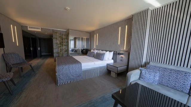 Executive, King Bed, Terrace, Tryp By Wyndham Istanbul Sancaktepe 7/10