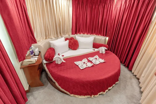 Tower, Suite, King Bed, Patliputra Continental Hotel 5/10