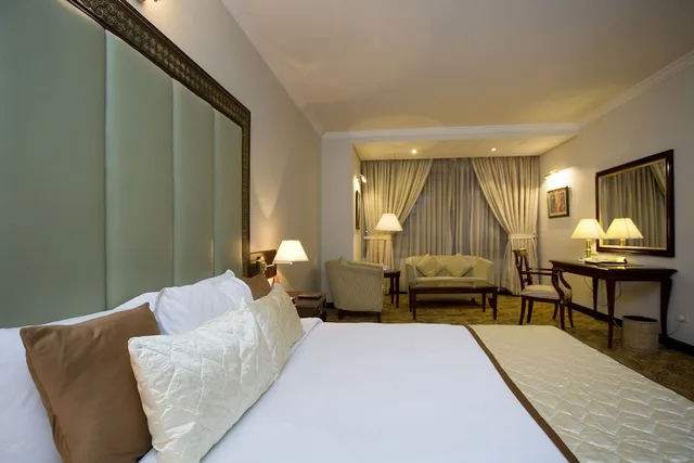 غرفة بريميوم بسرير كينج، Hotel Sarina 3/10