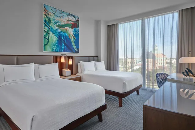Signature, Suite, Sofa, Walt Disney World Swan Reserve 2/4