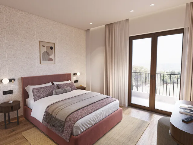 بنغل، Hotel Delfinia 1/3
