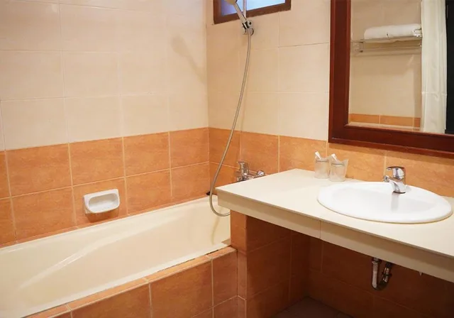شقة ديلوكس بـ3 غرف نوم، Travellers Suites Serviced Apartments 5/6
