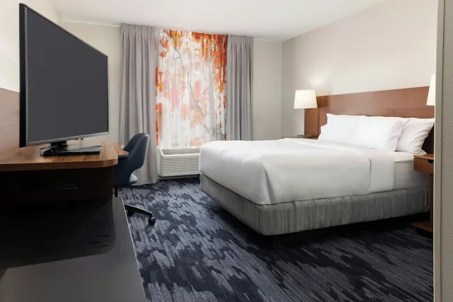 استوديو بسرير كوين، Fairfield Inn Suites By Marriott Cincinnati Eastgate 2/2