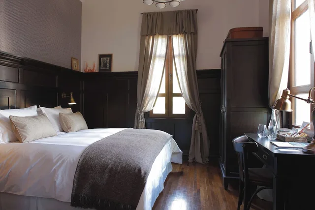 غرفة كلاسيكية بسرير كوين، Hotel Boutique Castillo Rojo 4/8