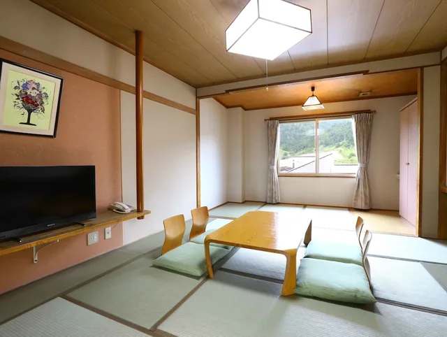Japanese, 4 Futon Beds, Annex, MANZA ONSEN NISSHINKAN 1/1