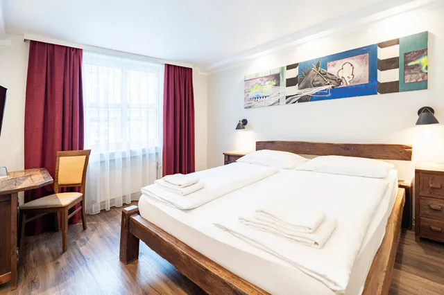 غرفة أساسية بسرير مزدوج، Hotel Enziana Wien 1/2