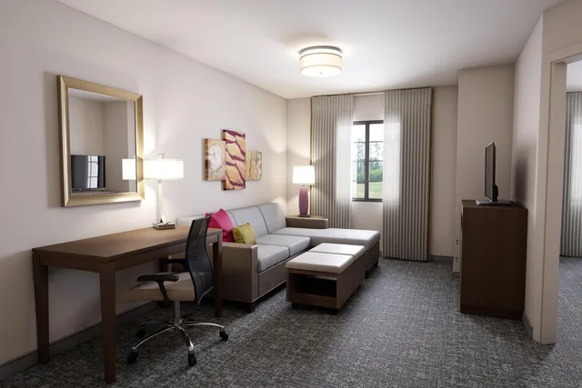 1 Bedroom, Space, Suite, 2 Queen Beds, Sofa, Living Area, Kitchen، Staybridge Suites Phoenix Biltmore Area 3/6