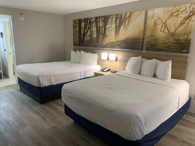 غرفة بسريرين كوين للمدخنين، Days Inn by Wyndham Atlanta Stone Mountain 3/6
