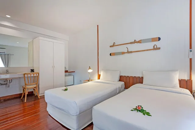 Studio, Double Bed, Terrace, Malibu Beach Resort, Koh Samui 3/10