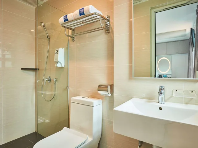 Standard, Double Bed, No Window، ibis budget Singapore Selegie 2/7