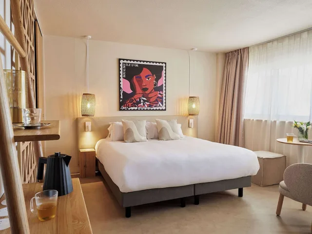 جناح جونيور بسرير مزدوج بإطلالة على البحر، Mercure St Raphael Centre Plage 5/10