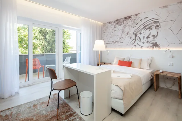 غرفة قياسية ثلاثية بسرير مزدوج وسرير فردي، The ICONS Lisbon Central Hotel 2/6